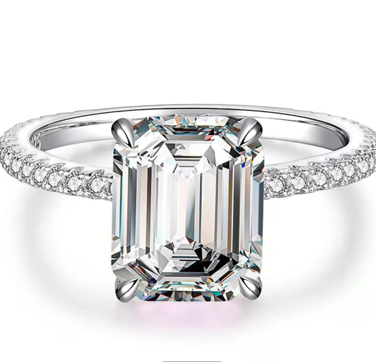 Carrèr Queen Promise Ring